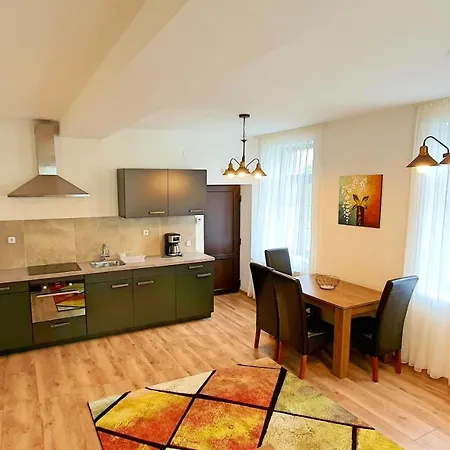 Zur Krone Aparthotel Widdershausen